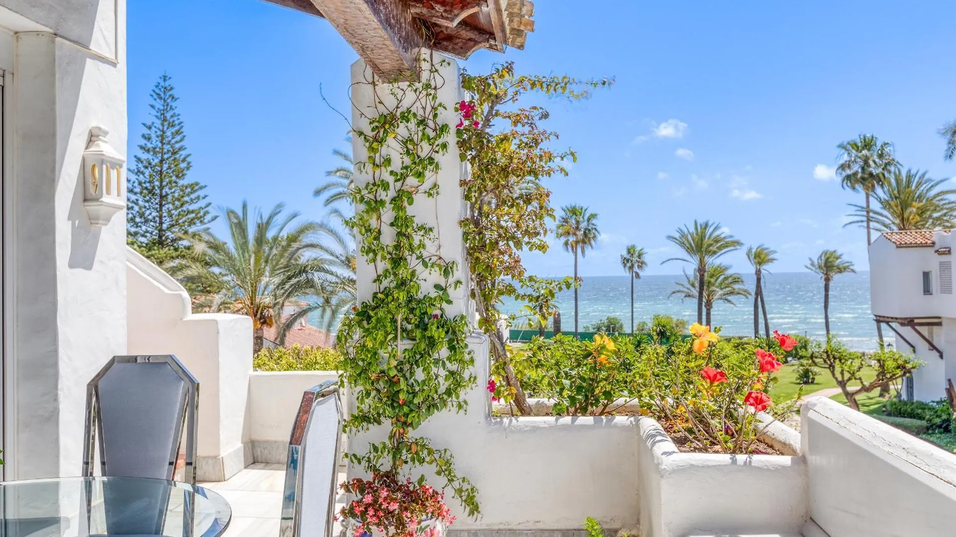 Hanami Alcazaba Beach Duplex Sea View Estepona 0*,  Spanyolország
