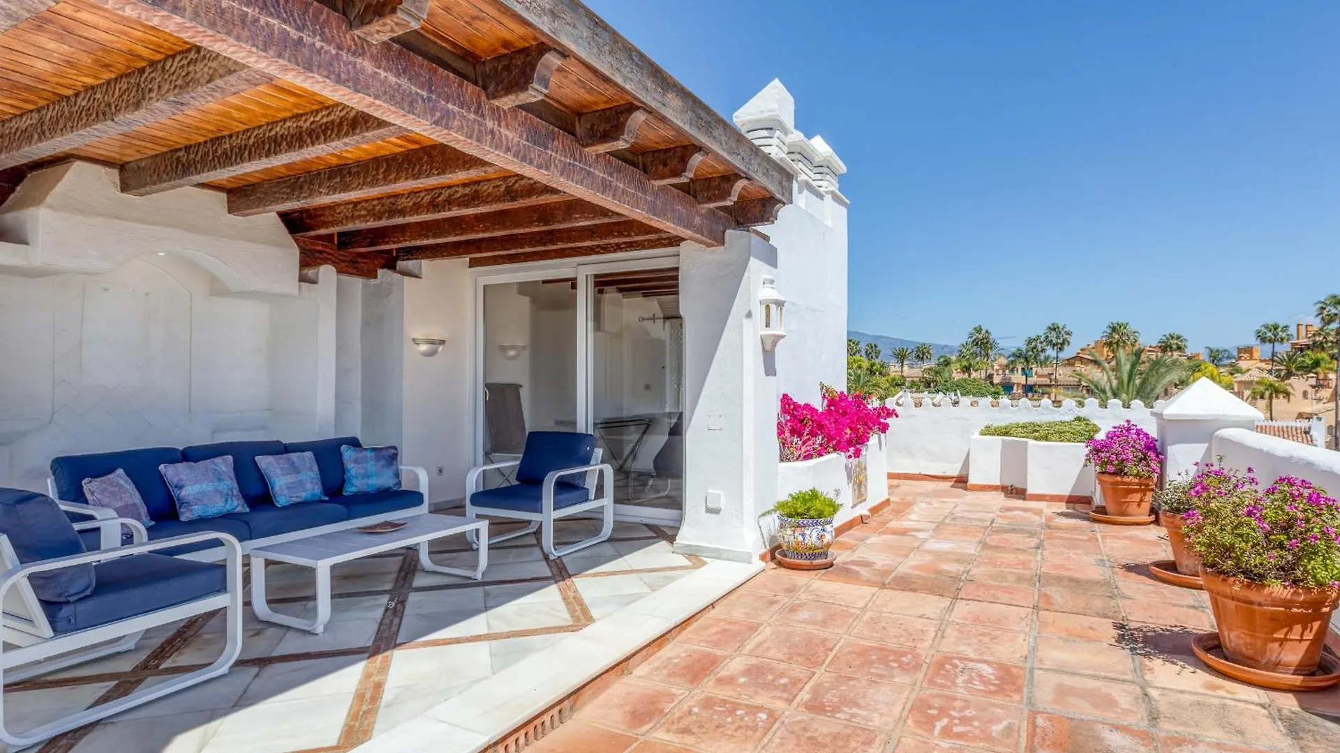Hanami Alcazaba Beach Duplex Sea View Estepona 0*,  Španělsko